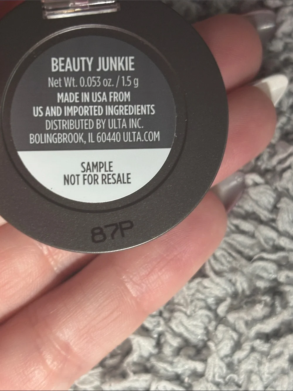 Ulta Beauty Shimmer Single Eyeshadow in shade BEAUTY JUNKIE 💗 🆕